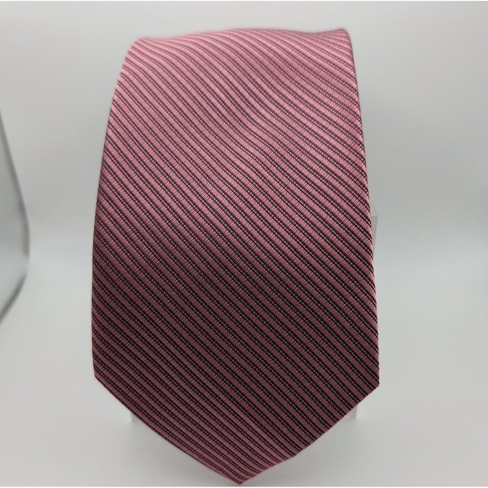 Giorgio Armani Silk Tie Mauve Pink Black Diagonal Ribbed Made in Italy 3.75in W